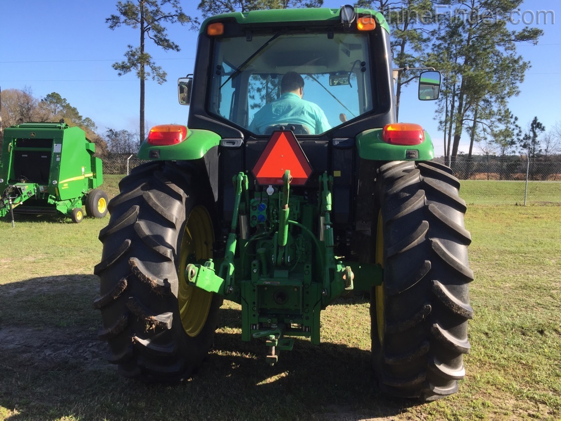 2013 John Deere 6115M Image 3