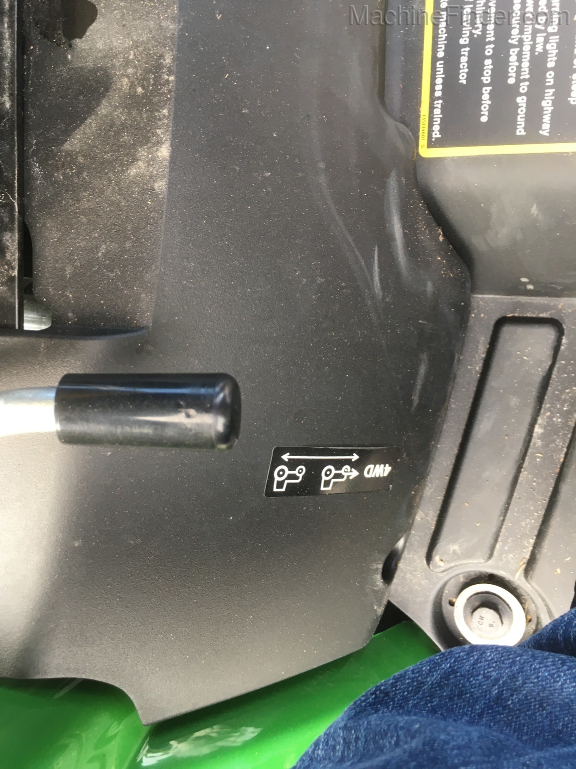 2020 John Deere 1023E Image 19