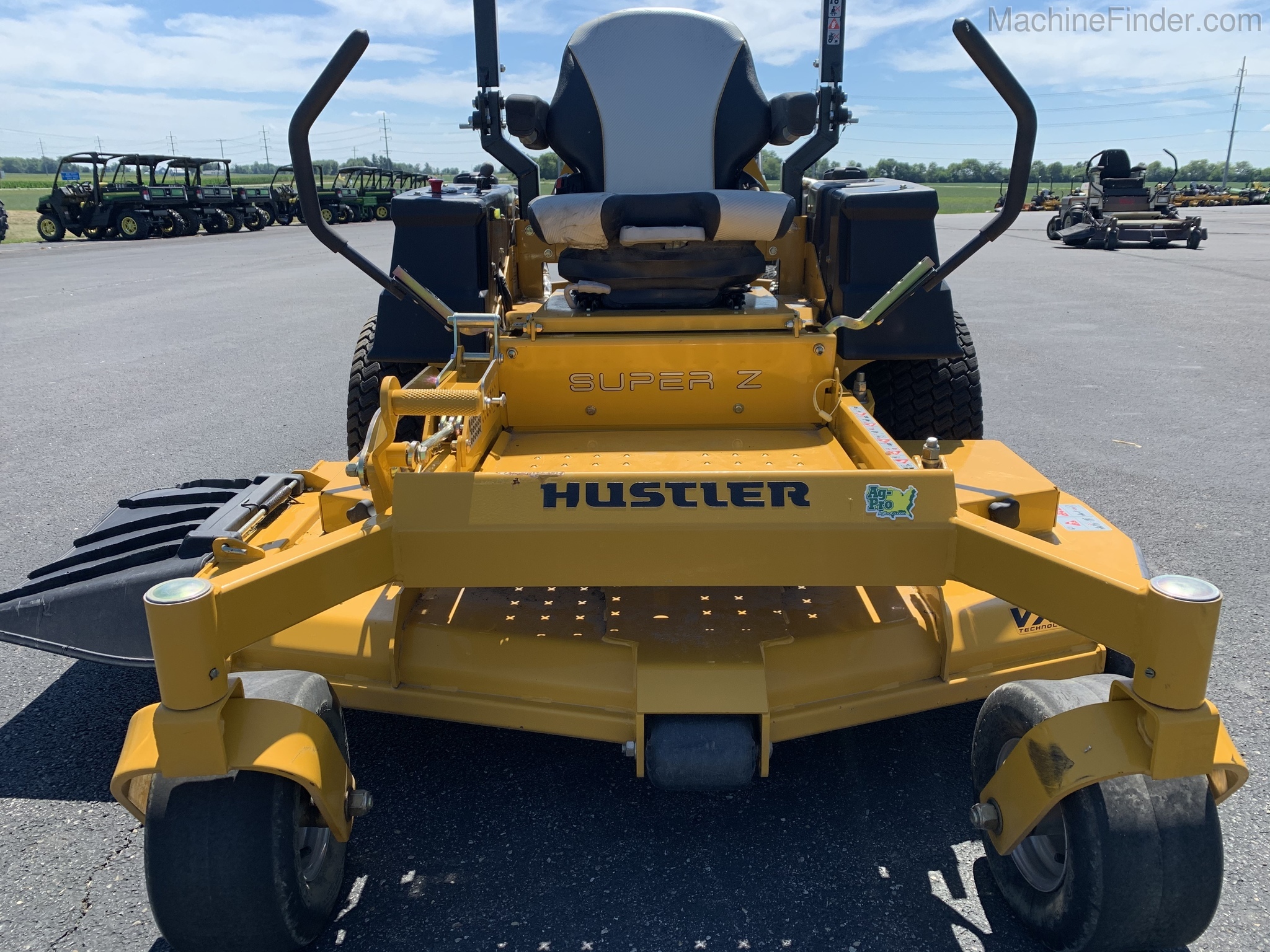 2017 Hustler SUPER Z Image 3