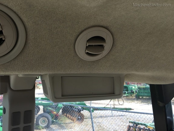2019 John Deere 5090E Image 8