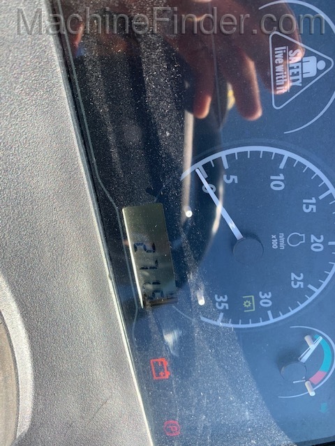 2018 John Deere 1025 TLB Image 5