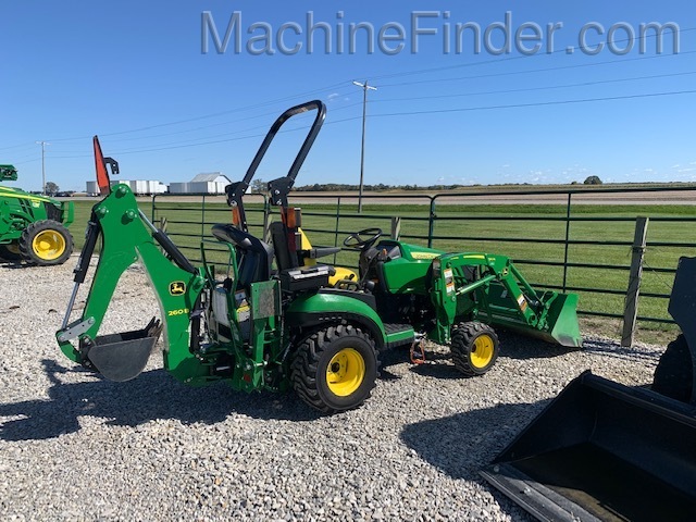 2018 John Deere 1025 TLB Image 1