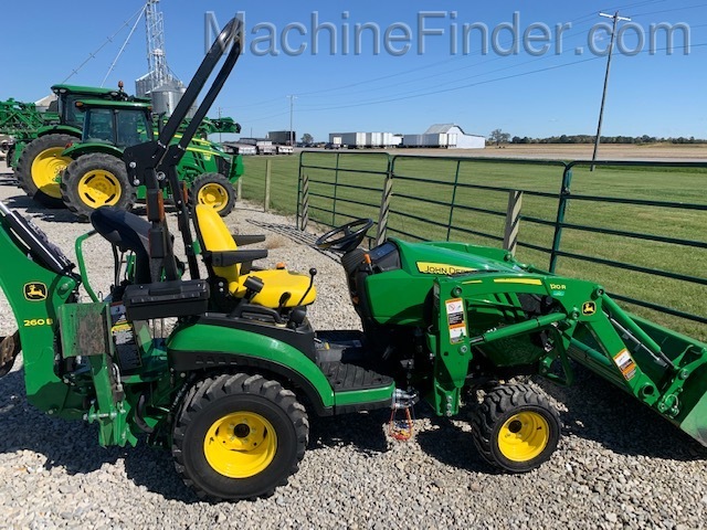 2018 John Deere 1025 TLB Image 6