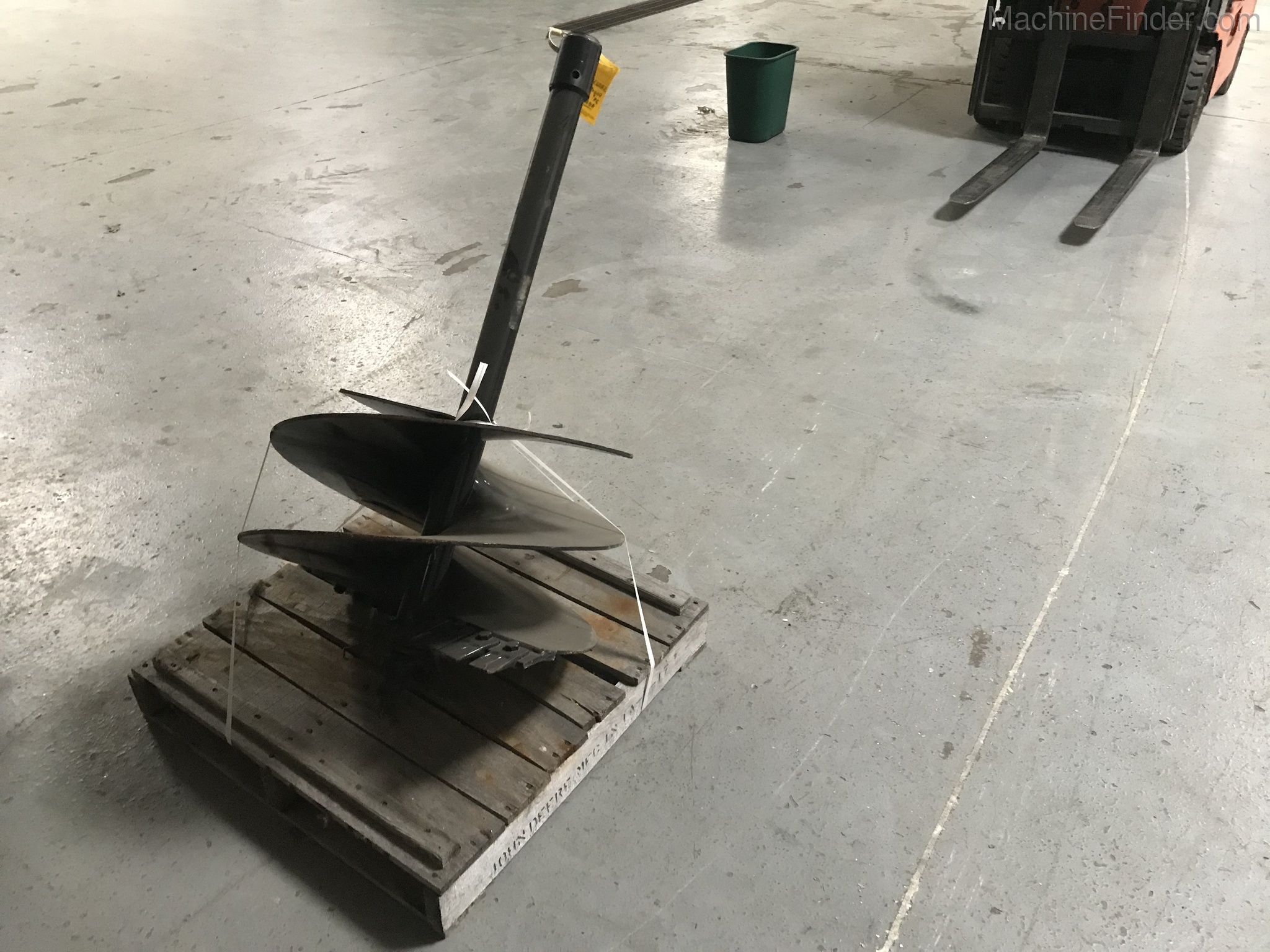 John Deere 24” auger but Image 3