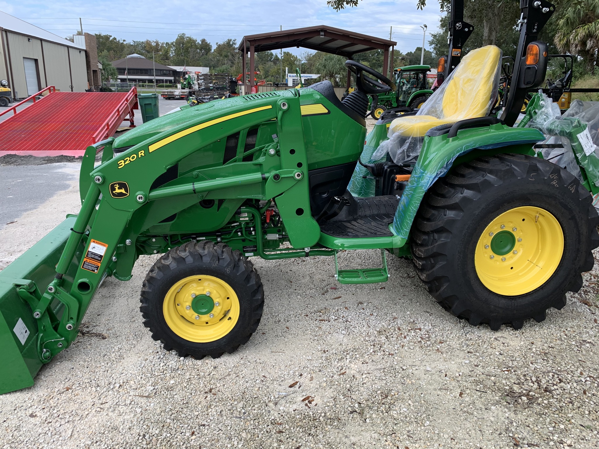 2023 John Deere 3035D Image 1