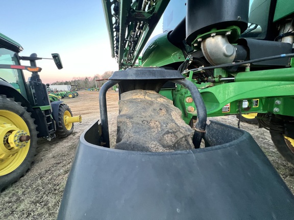 2017 John Deere R4030 Photo 21
