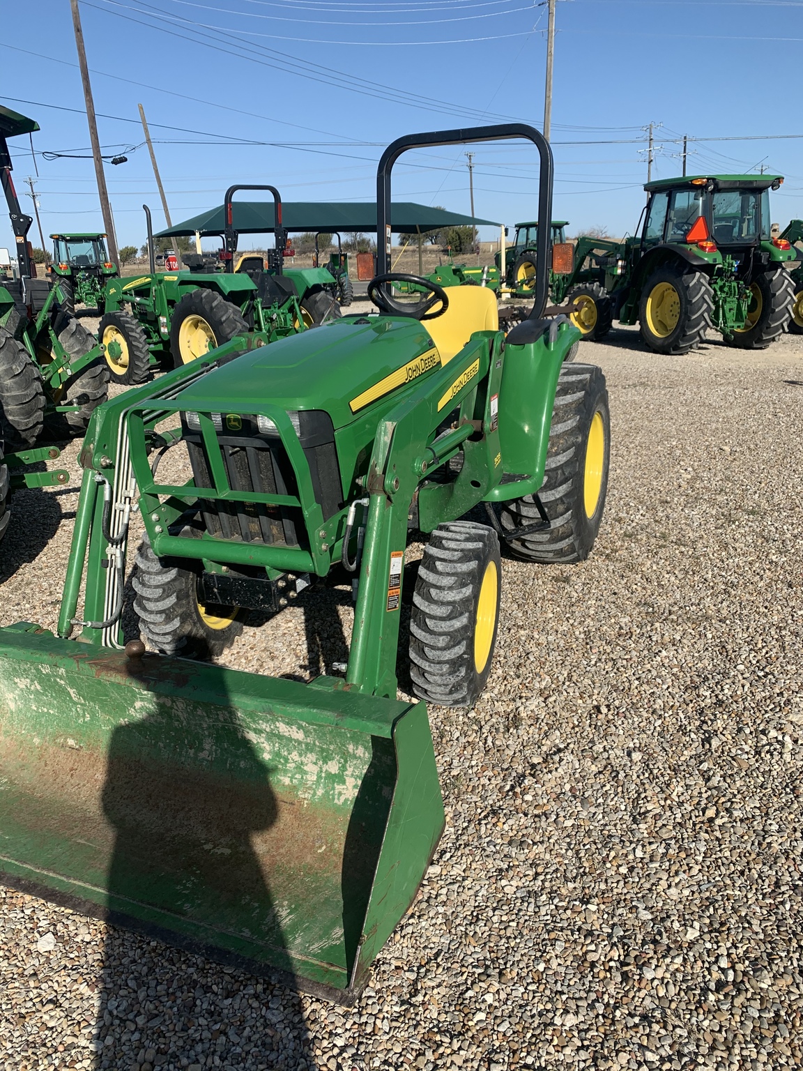 2011 John Deere 3032E Image 1