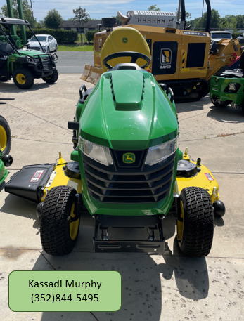 2025 John Deere X580 Image 2
