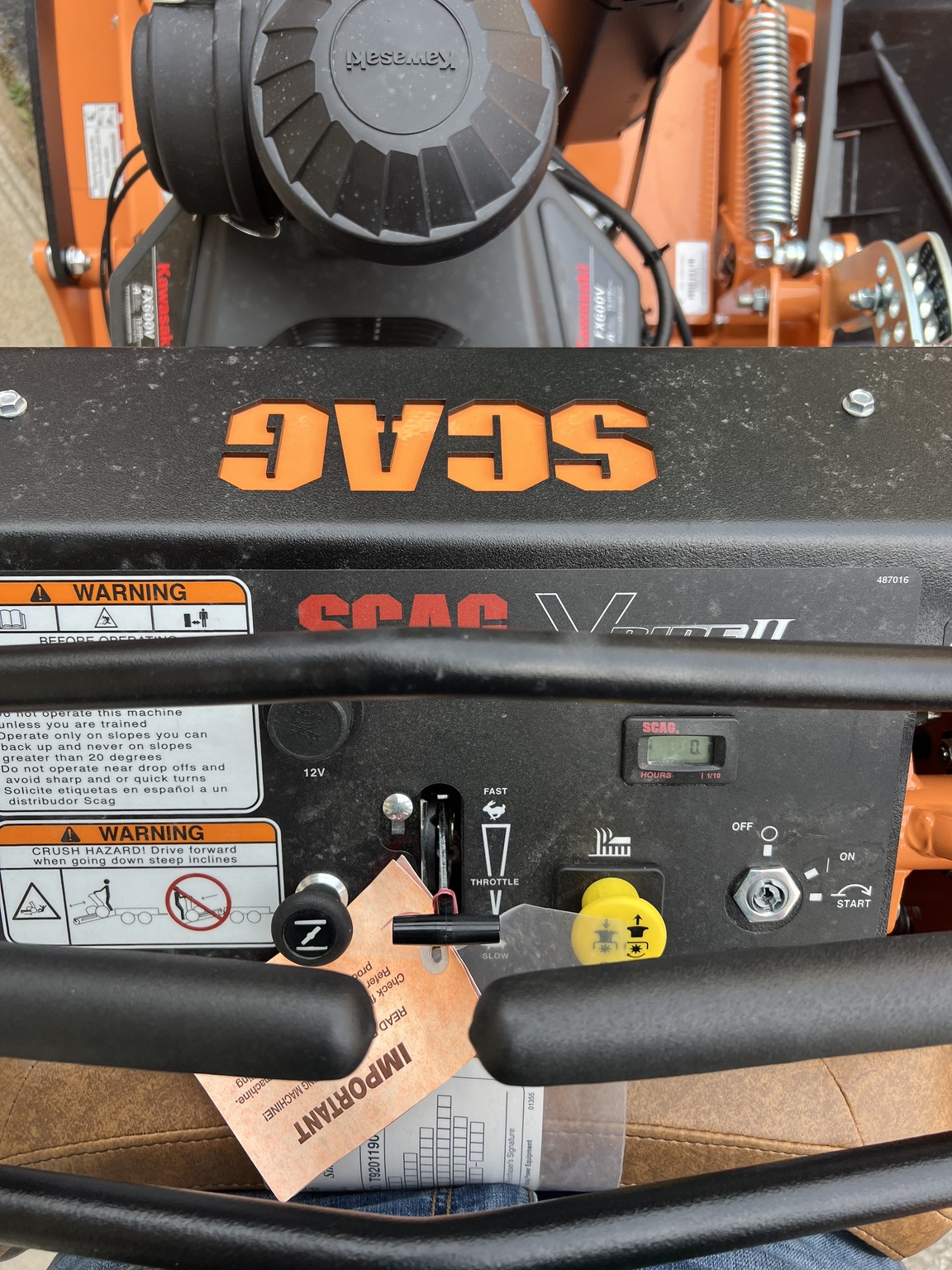 2023 Scag V-RIDE II 36IN Image 2