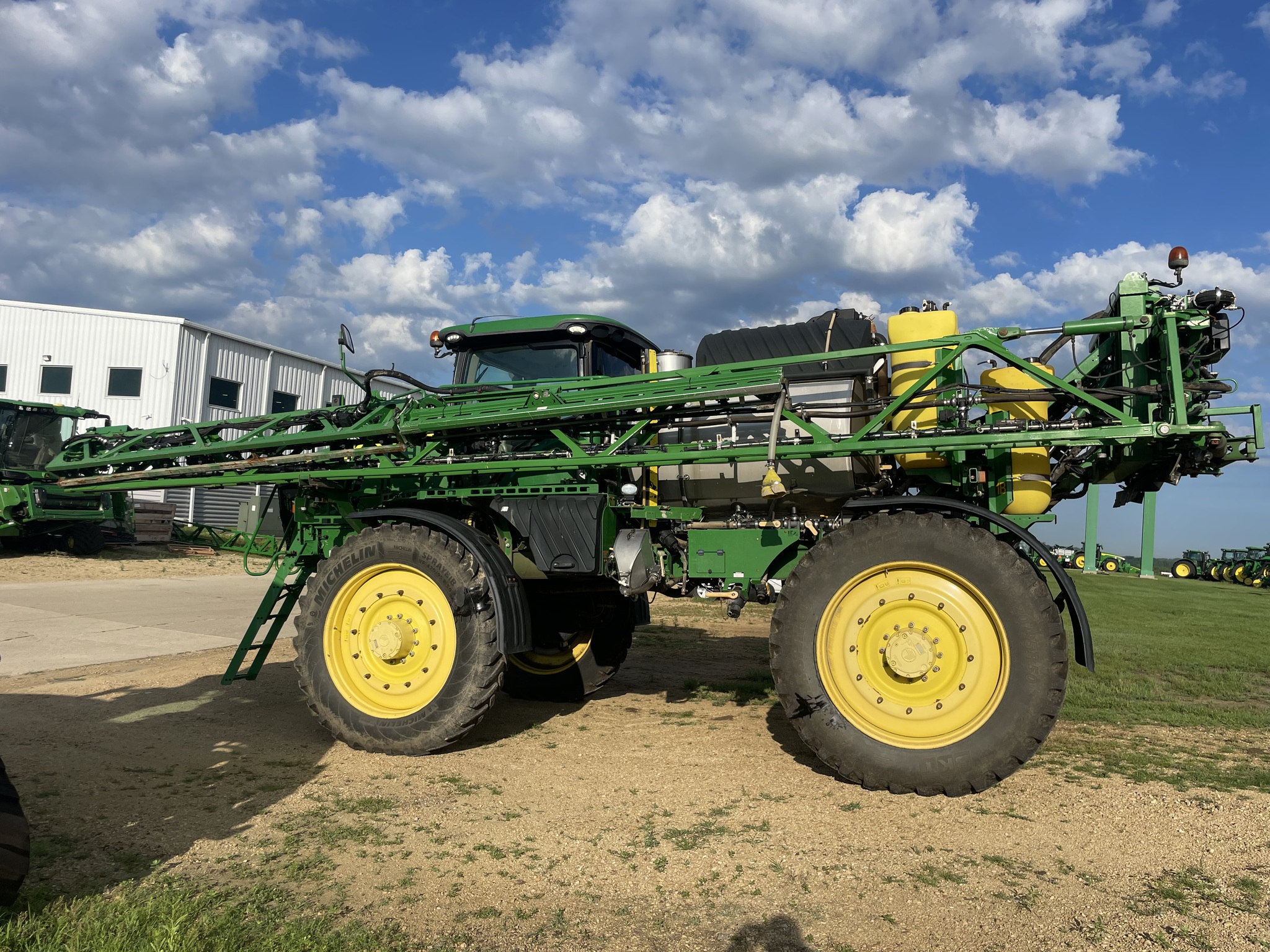 2015 John Deere R4045 Image 1