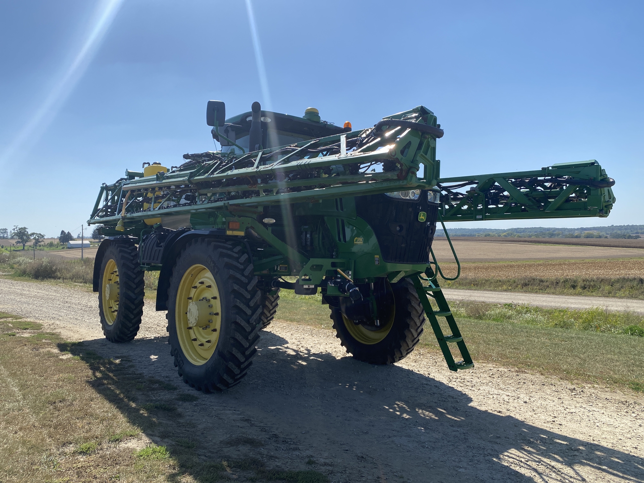 2015 John Deere R4045 Image 3