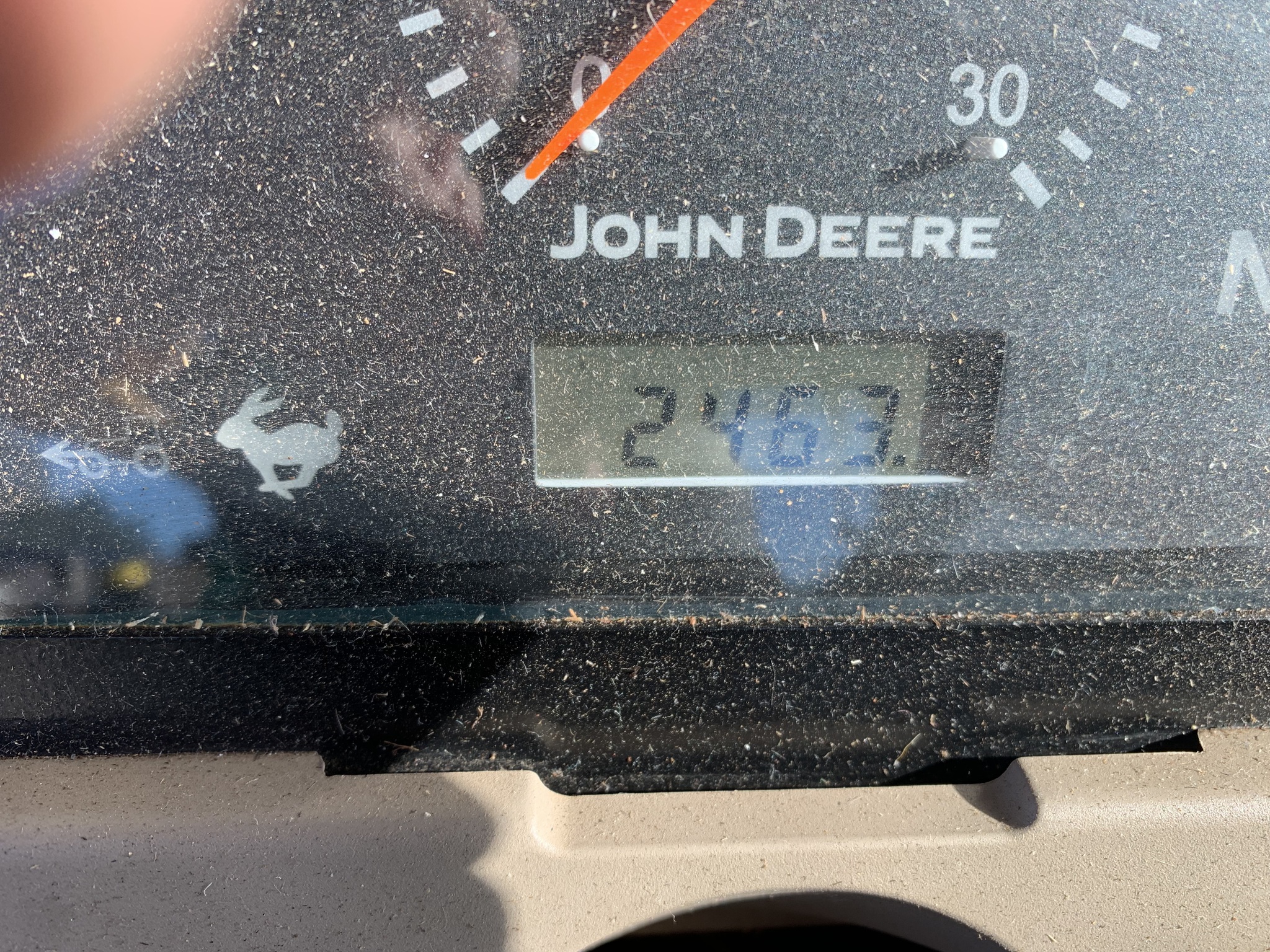 2011 John Deere 5083E Image 3