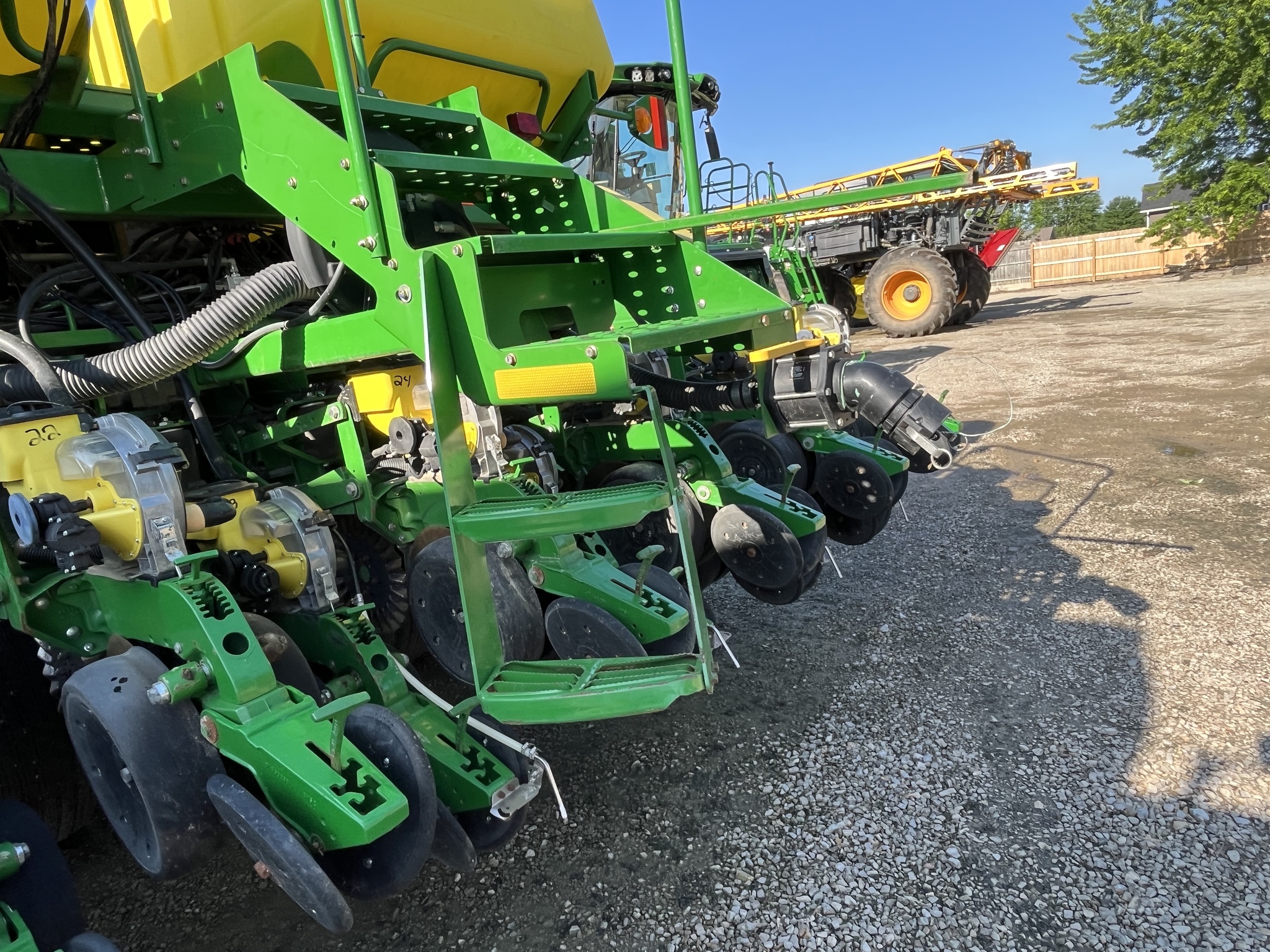 2012 John Deere DB60 Image 24