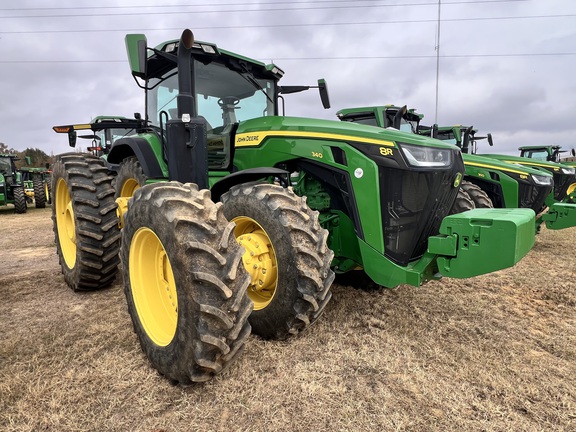2022 John Deere 8R 340 Photo 1