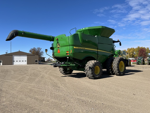 2013 John Deere S690 - Photo3