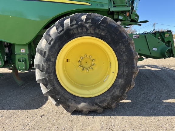 2013 John Deere S690 - Photo12