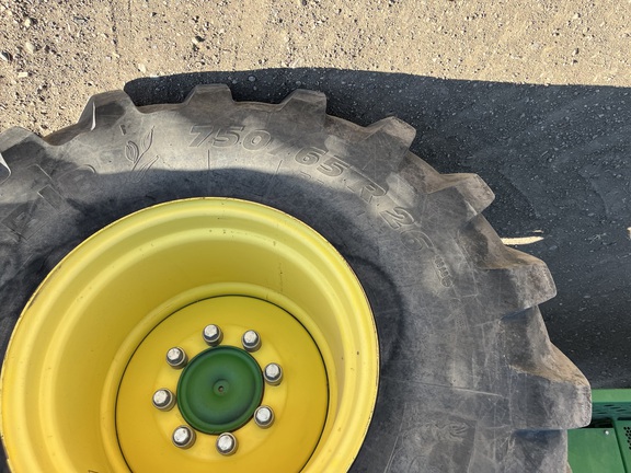 2013 John Deere S690 - Photo19