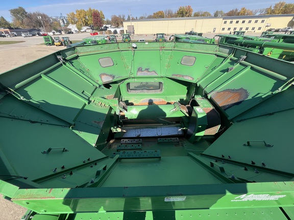 2013 John Deere S690 - Photo27