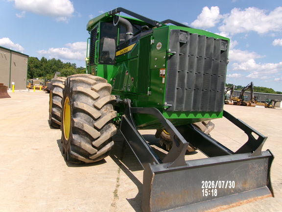 2022 John Deere 640L2
