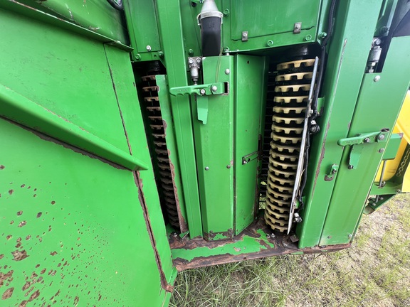 2020 John Deere CP690 Photo 5