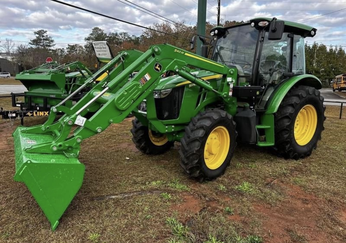 2023 John Deere 5075M Image 4
