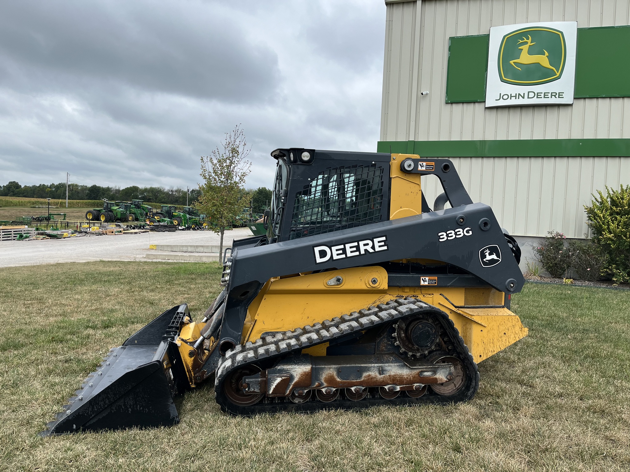  2019 John Deere 333G at Heritage Tractor in Adrian, MO