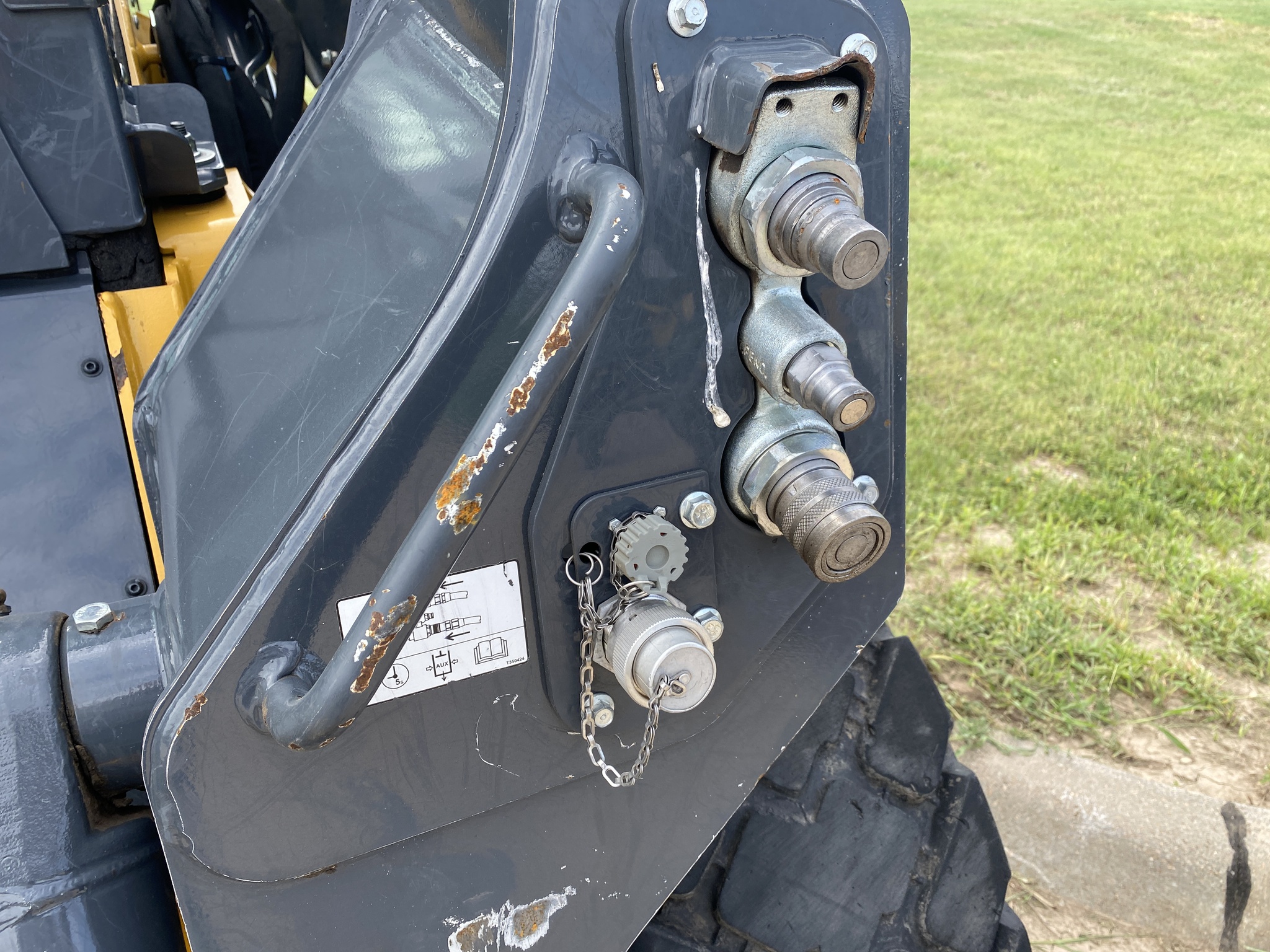 2017 John Deere 332G Image 7