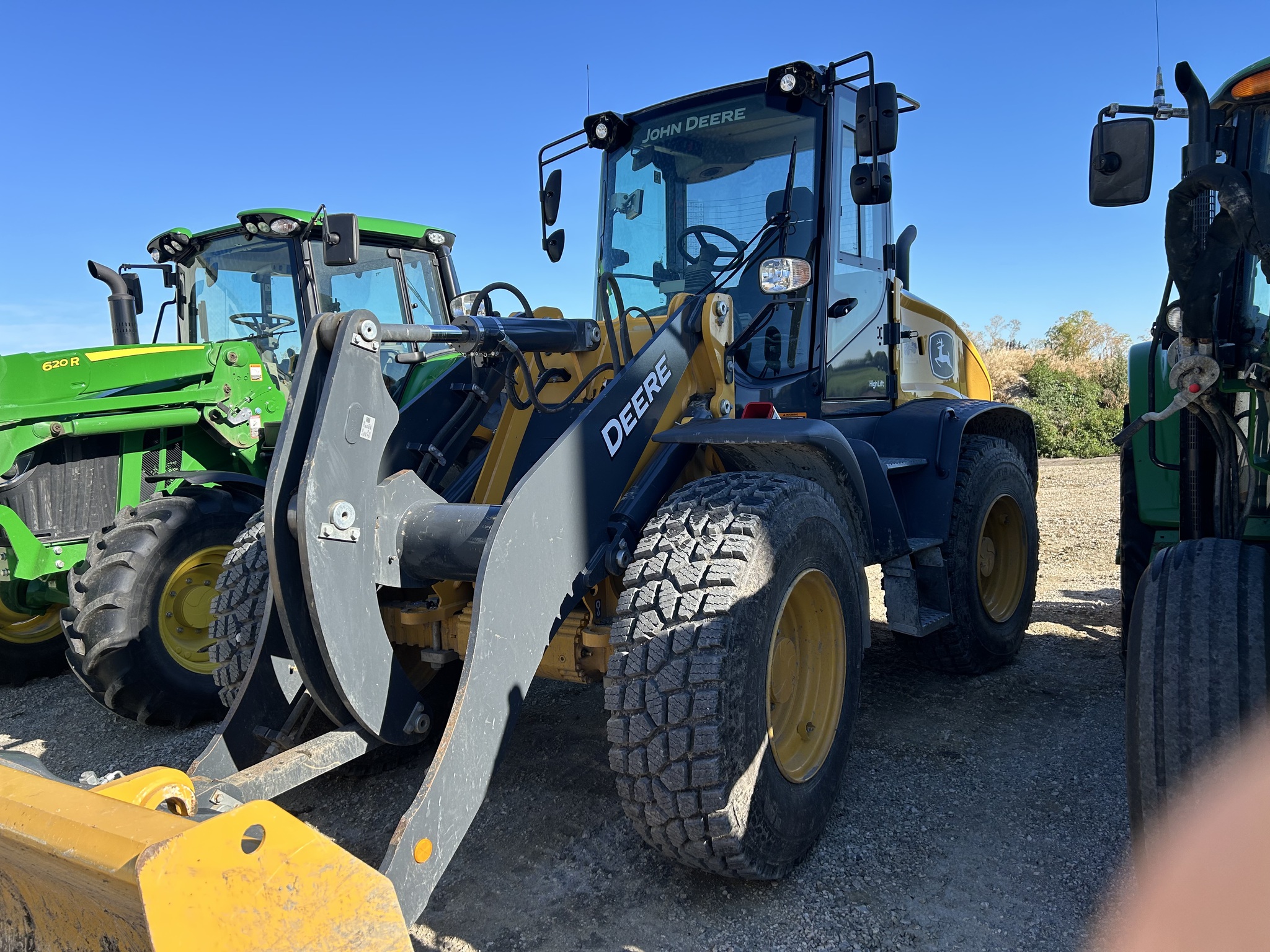  2023 John Deere 344L at Heritage Tractor in Brimfield, IL