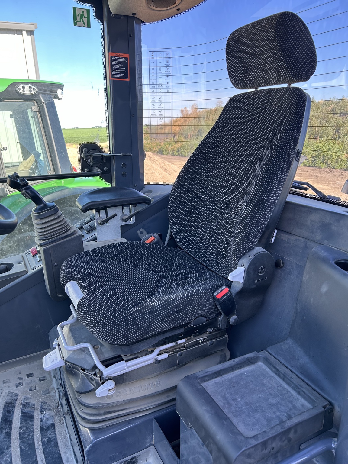  2023 John Deere 344L at Heritage Tractor in Brimfield, IL