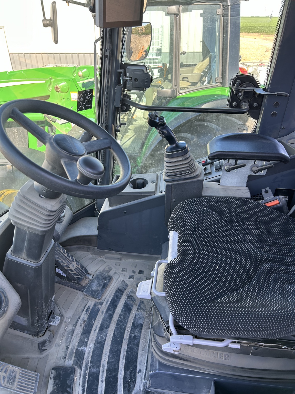  2023 John Deere 344L at Heritage Tractor in Brimfield, IL