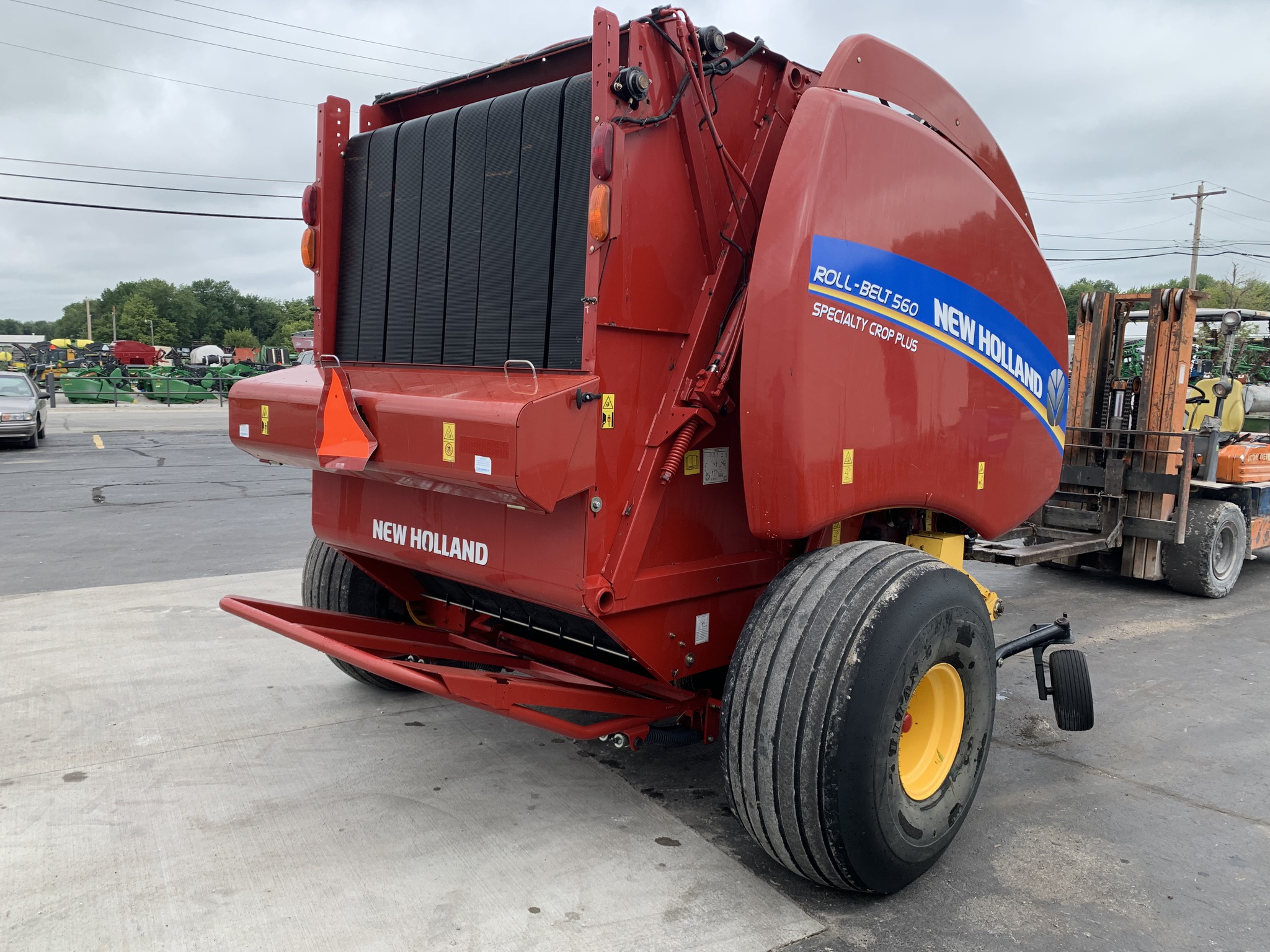  2020 New Holland Rollbelt 560 at Heritage Tractor in Lamar, MO