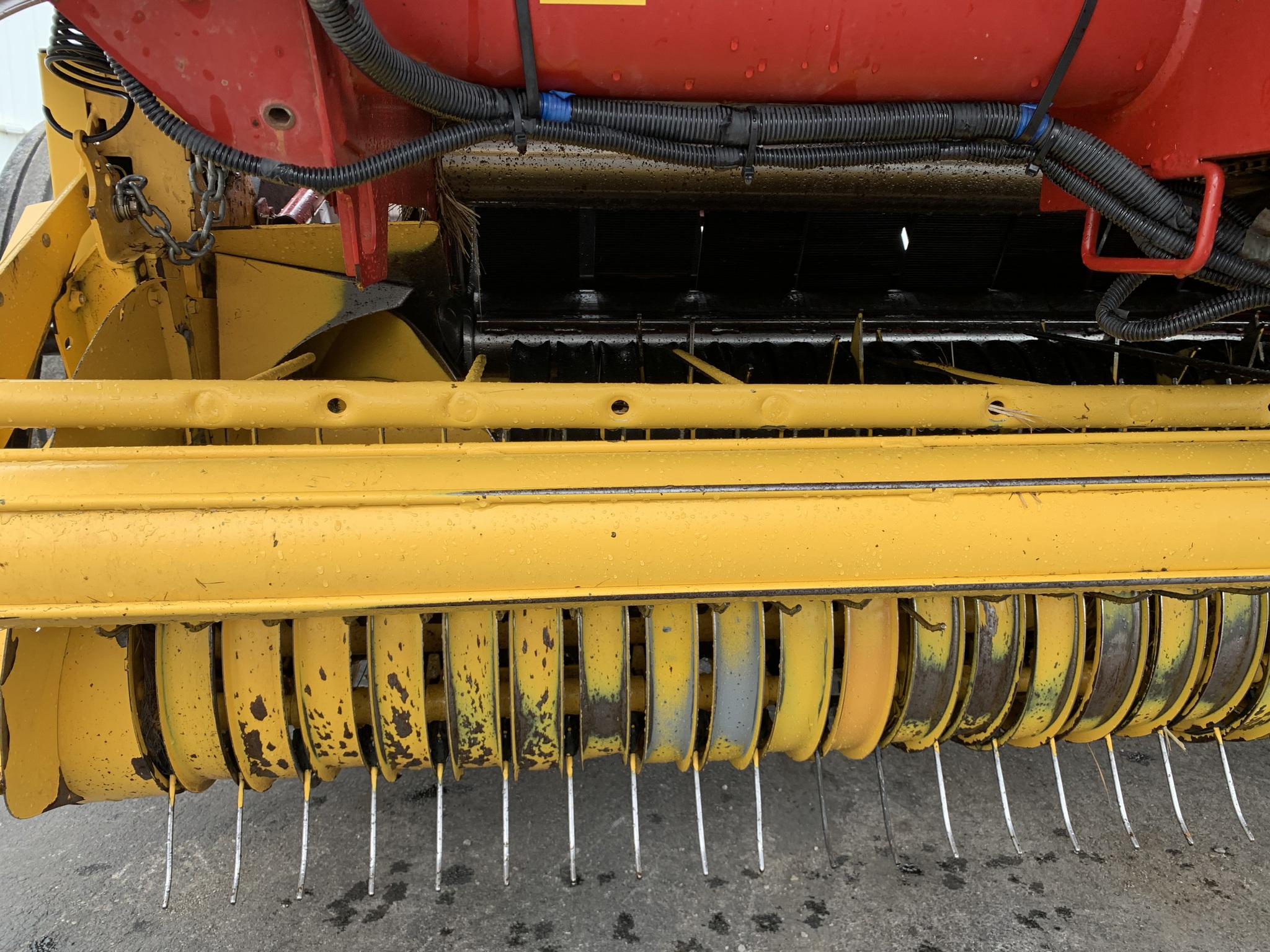  2020 New Holland Rollbelt 560 at Heritage Tractor in Lamar, MO