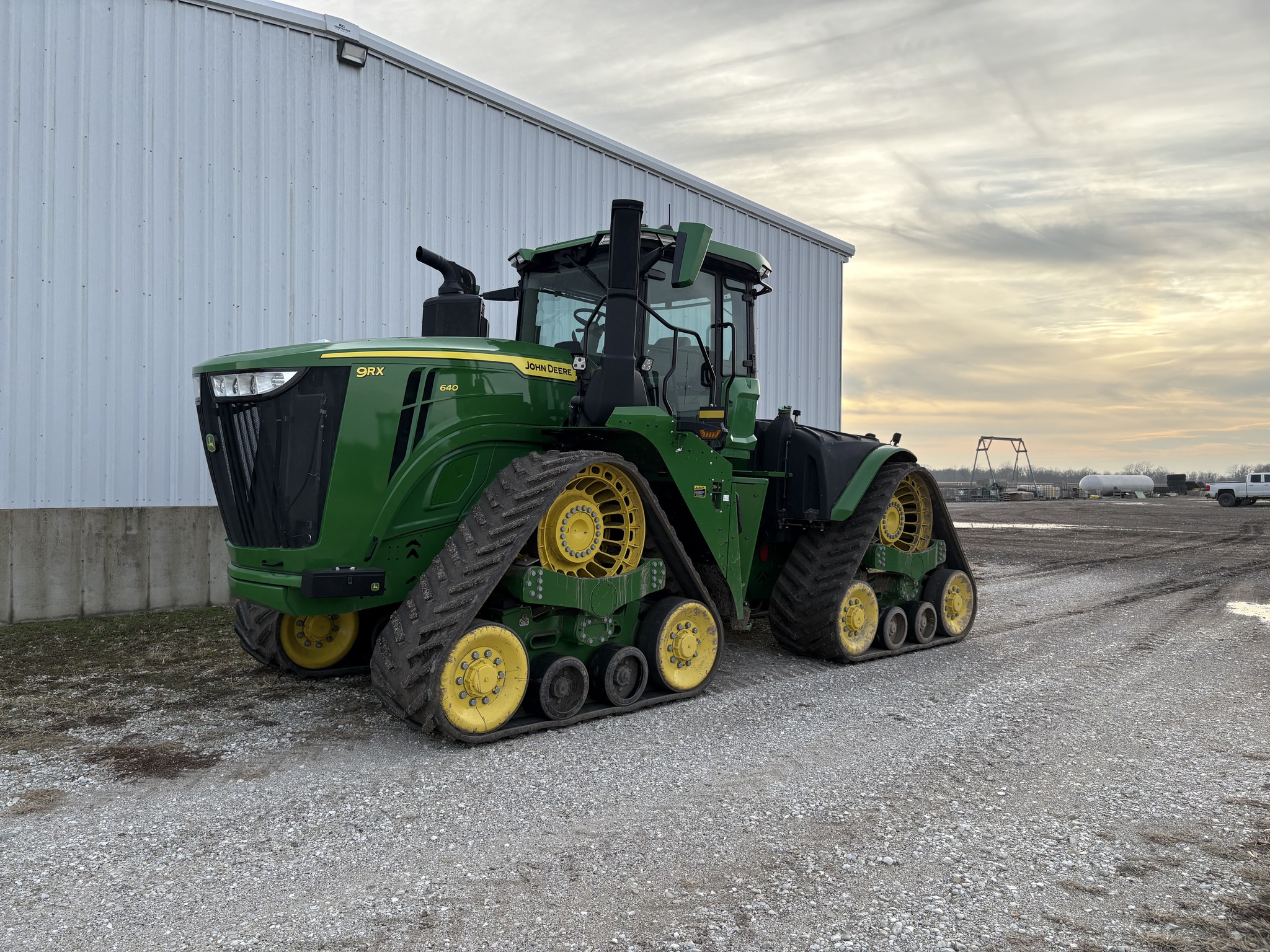  2024 John Deere 9RX 640 at Heritage Tractor in Carthage, IL