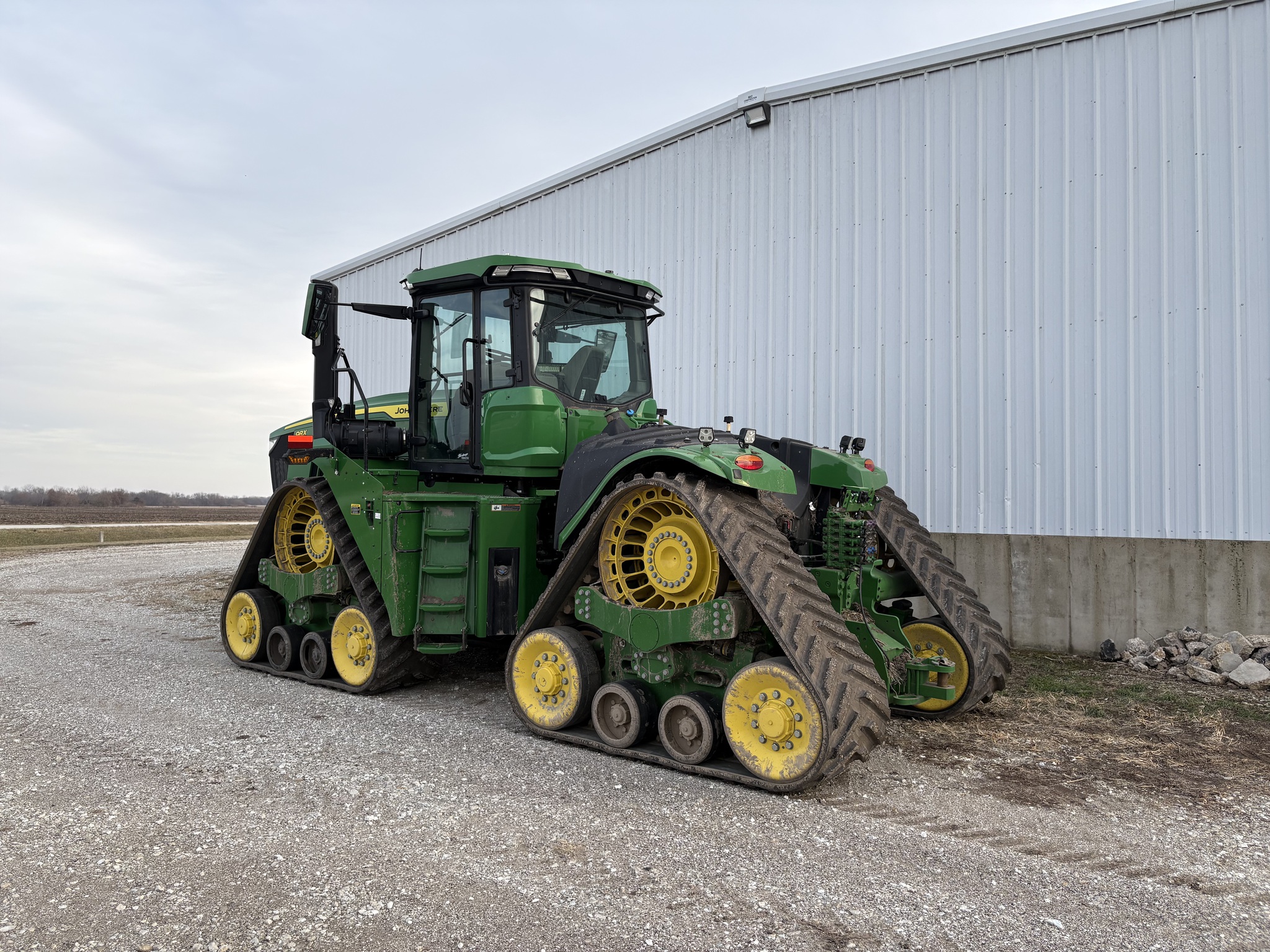  2024 John Deere 9RX 640 at Heritage Tractor in Carthage, IL