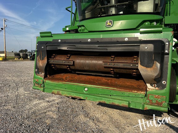 Photo of 2023 John Deere S780