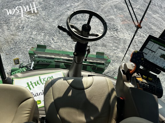 Photo of 2023 John Deere S780