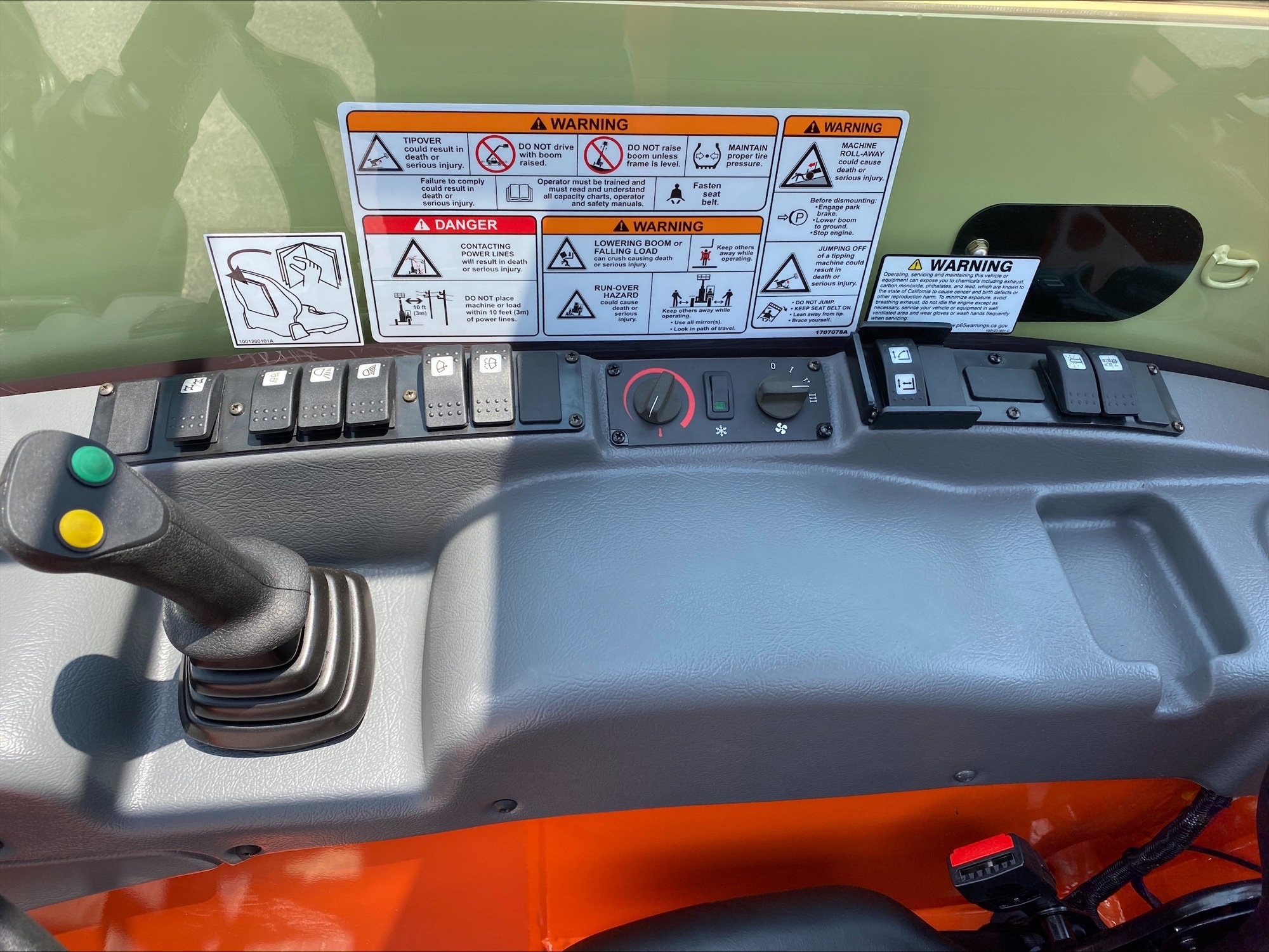 2025 JLG G5-18A Image 7
