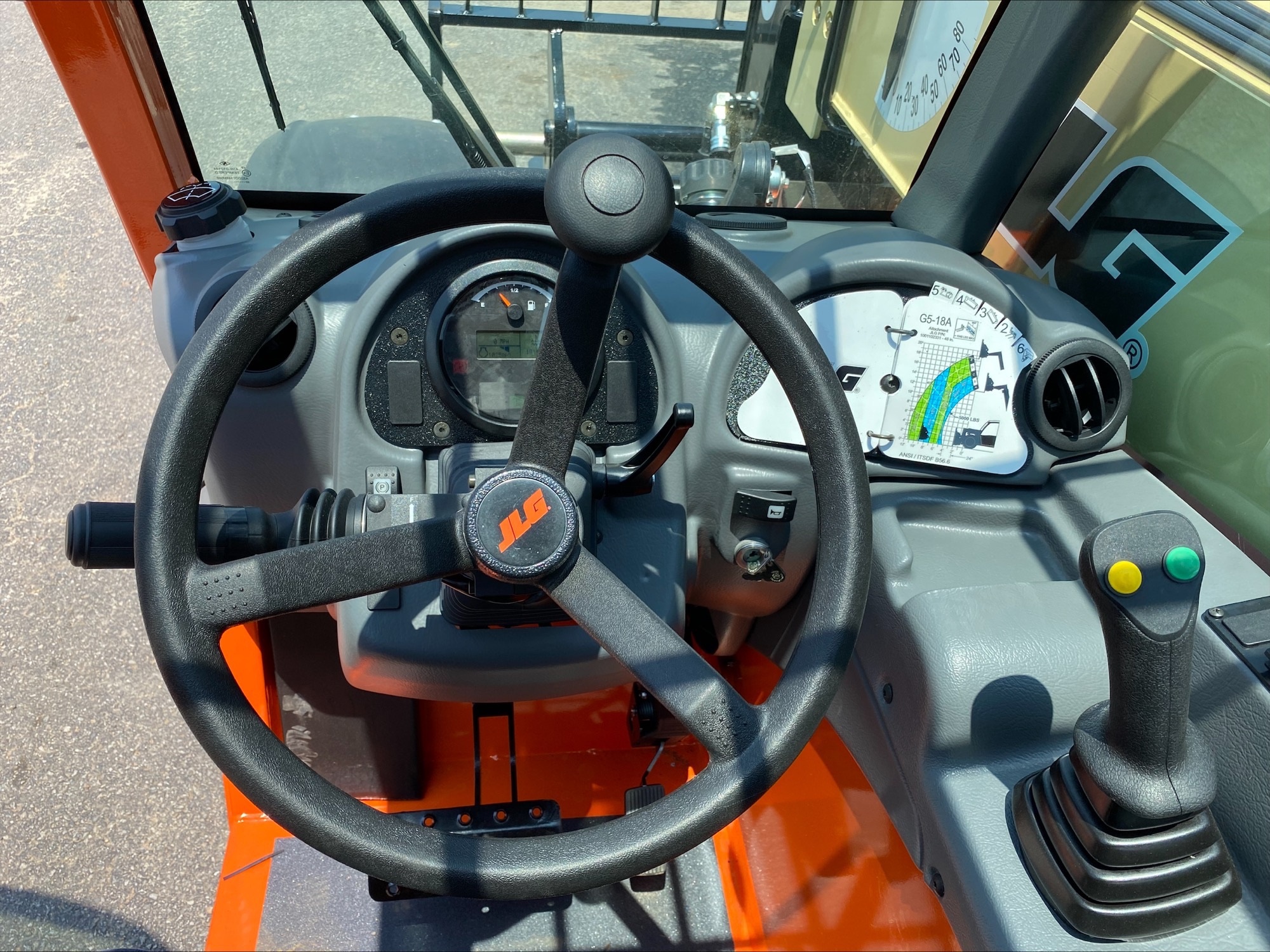 2025 JLG G5-18A Image 5