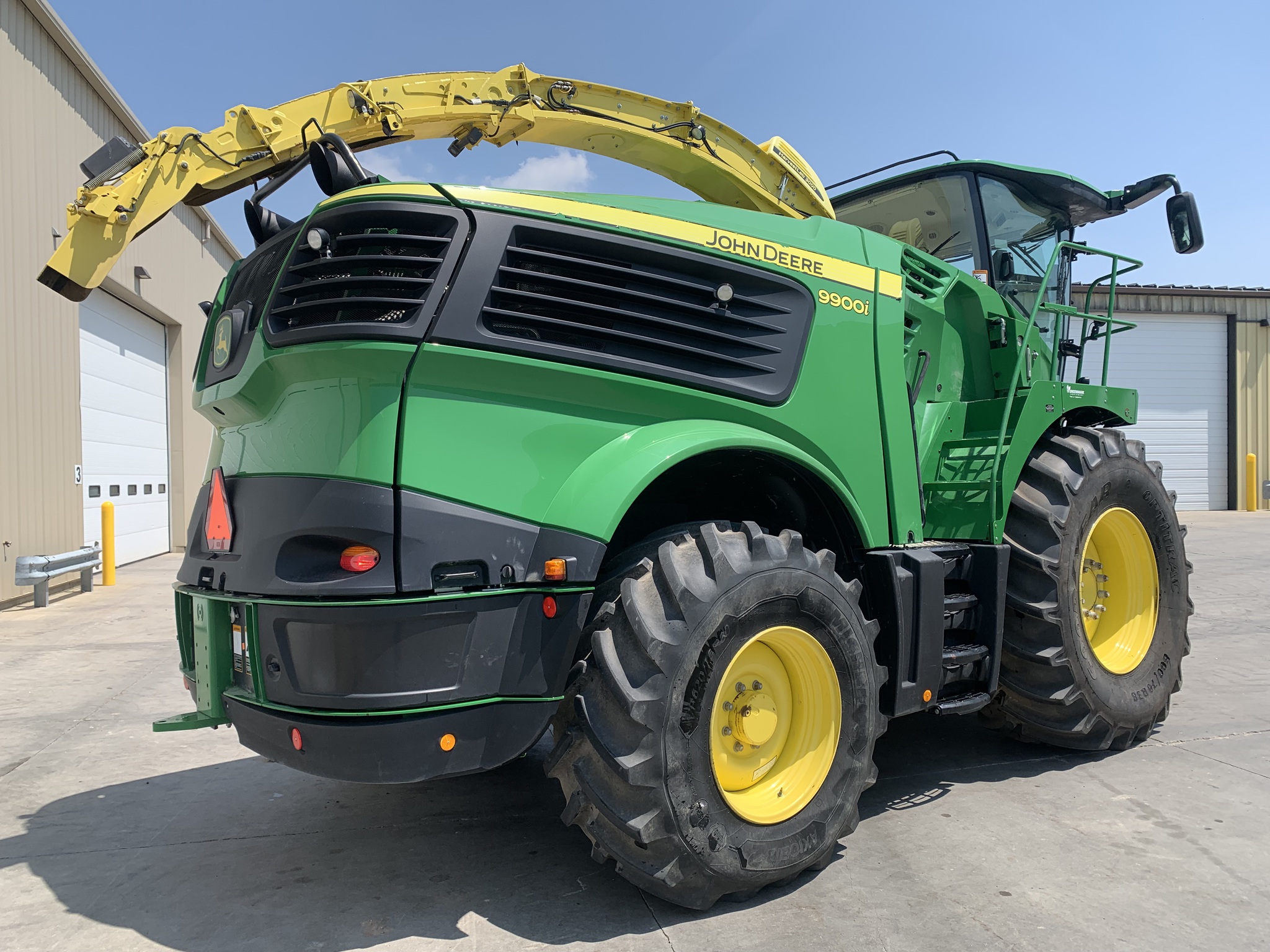 2021 John Deere 9900 Image 3