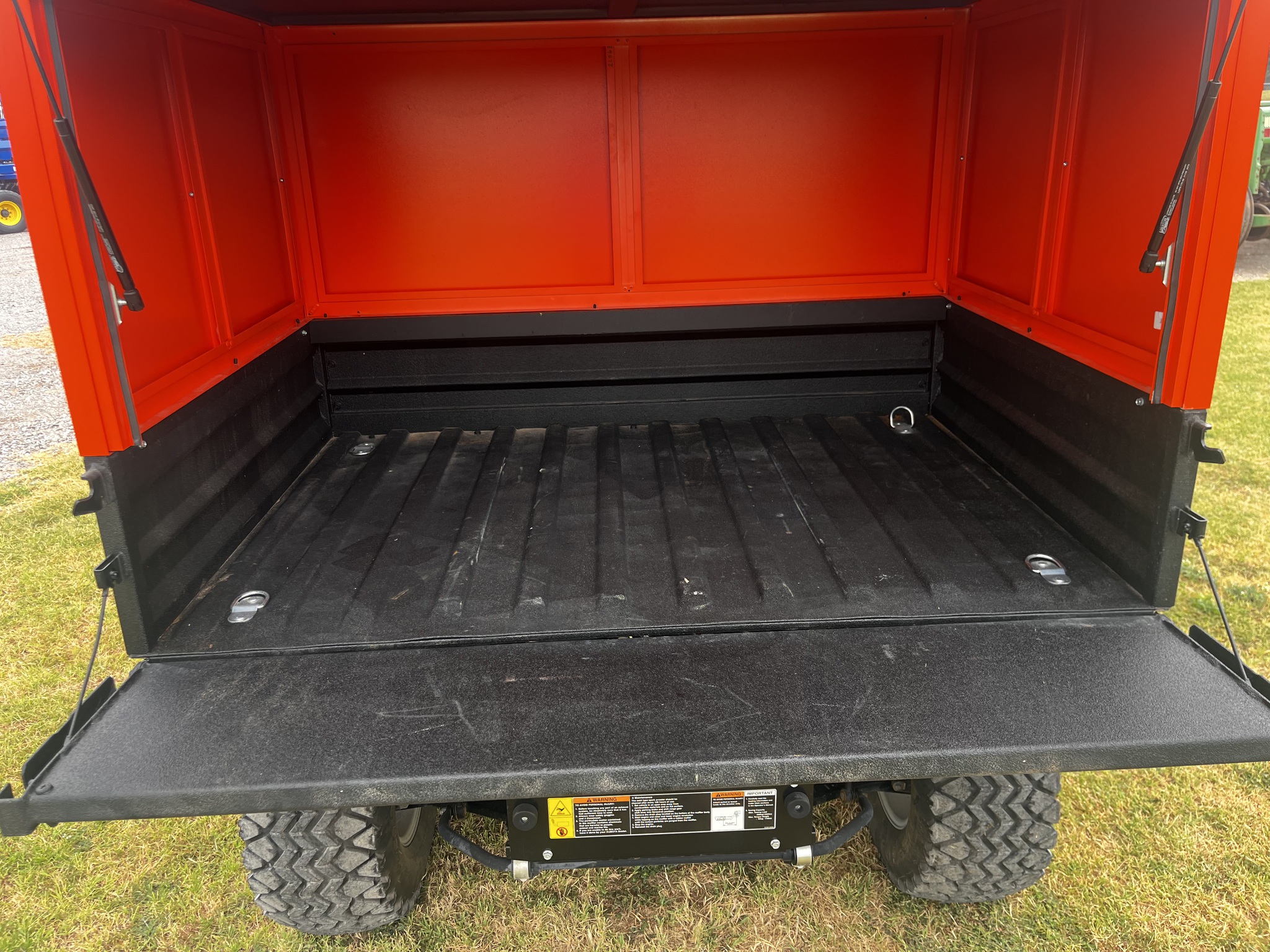 2024 Kubota RTV-X1100 Image 8