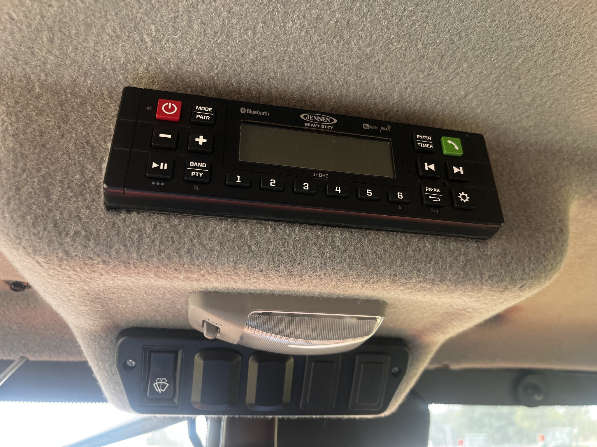 2024 Kubota RTV-X1100 Image 13