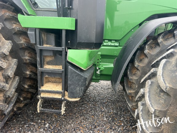 Photo of 2024 John Deere 8R 410