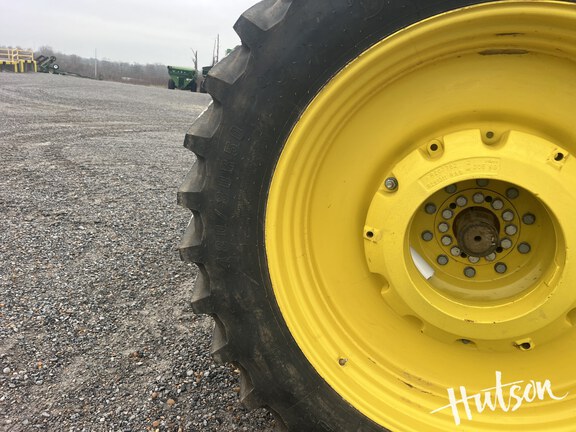 Photo of 2024 John Deere 8R 410