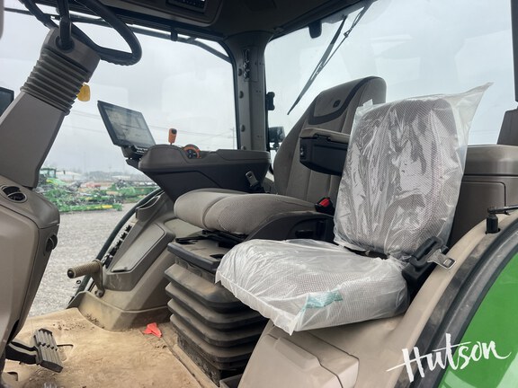 Photo of 2024 John Deere 8R 410