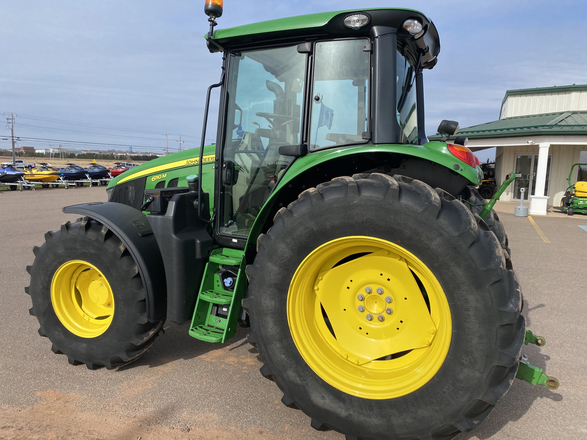 2023 John Deere 6110M Image 15