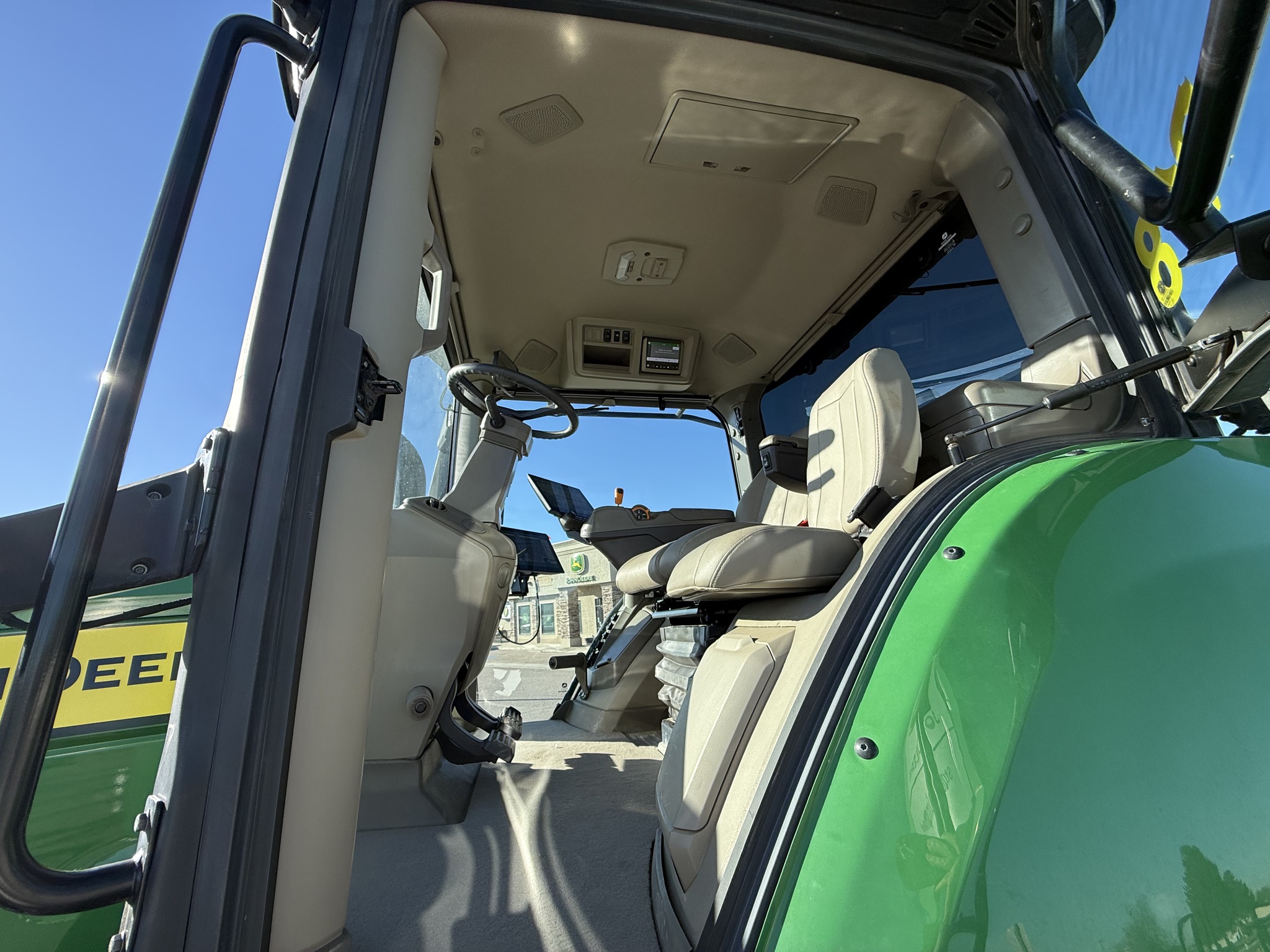 2024 John Deere 8RX 410 Image 9