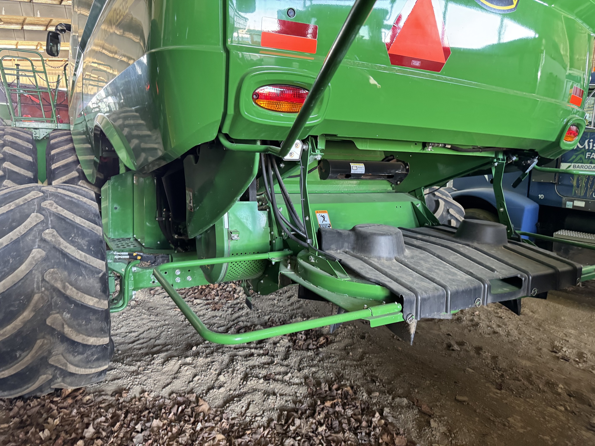 2019 John Deere S780 Image 3