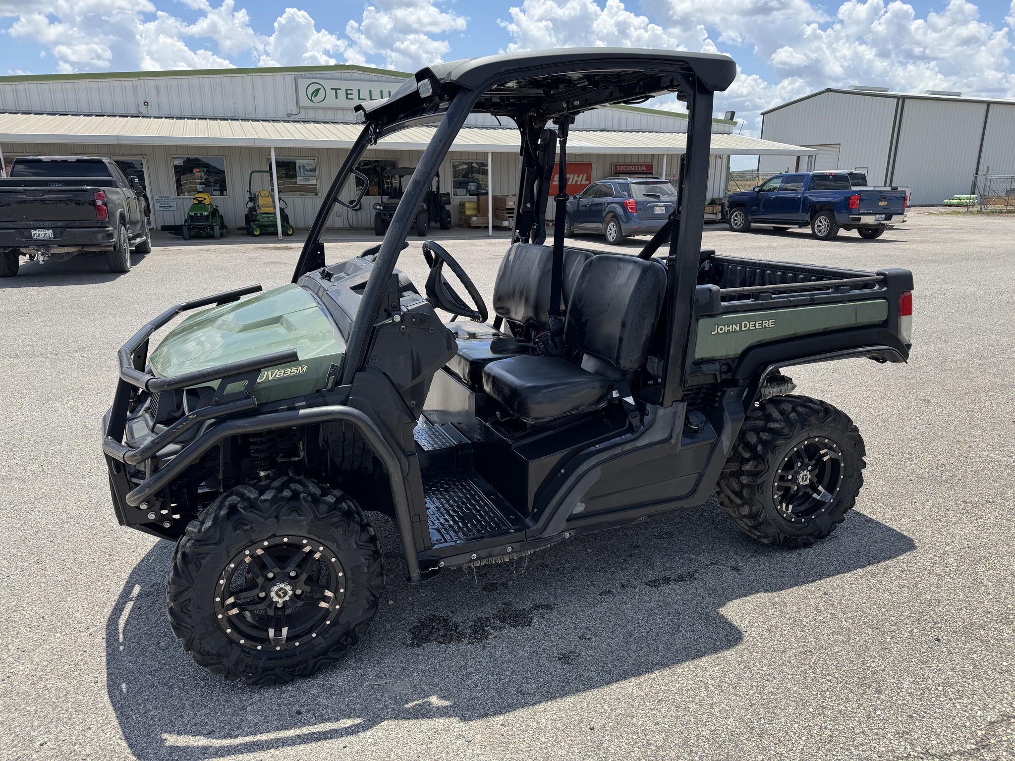 2023 John Deere XUV 835M Image 3