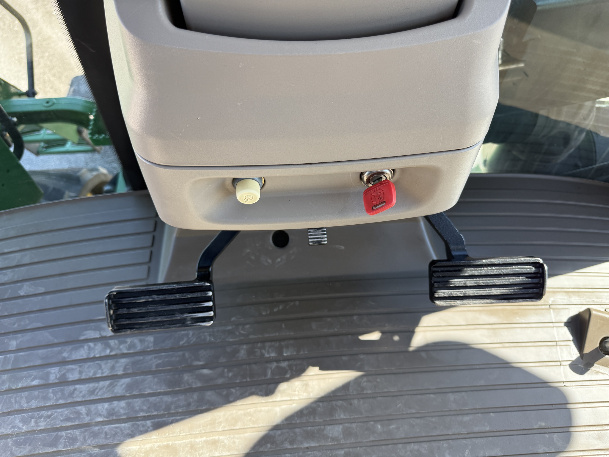 2013 John Deere 9560RT Image 12