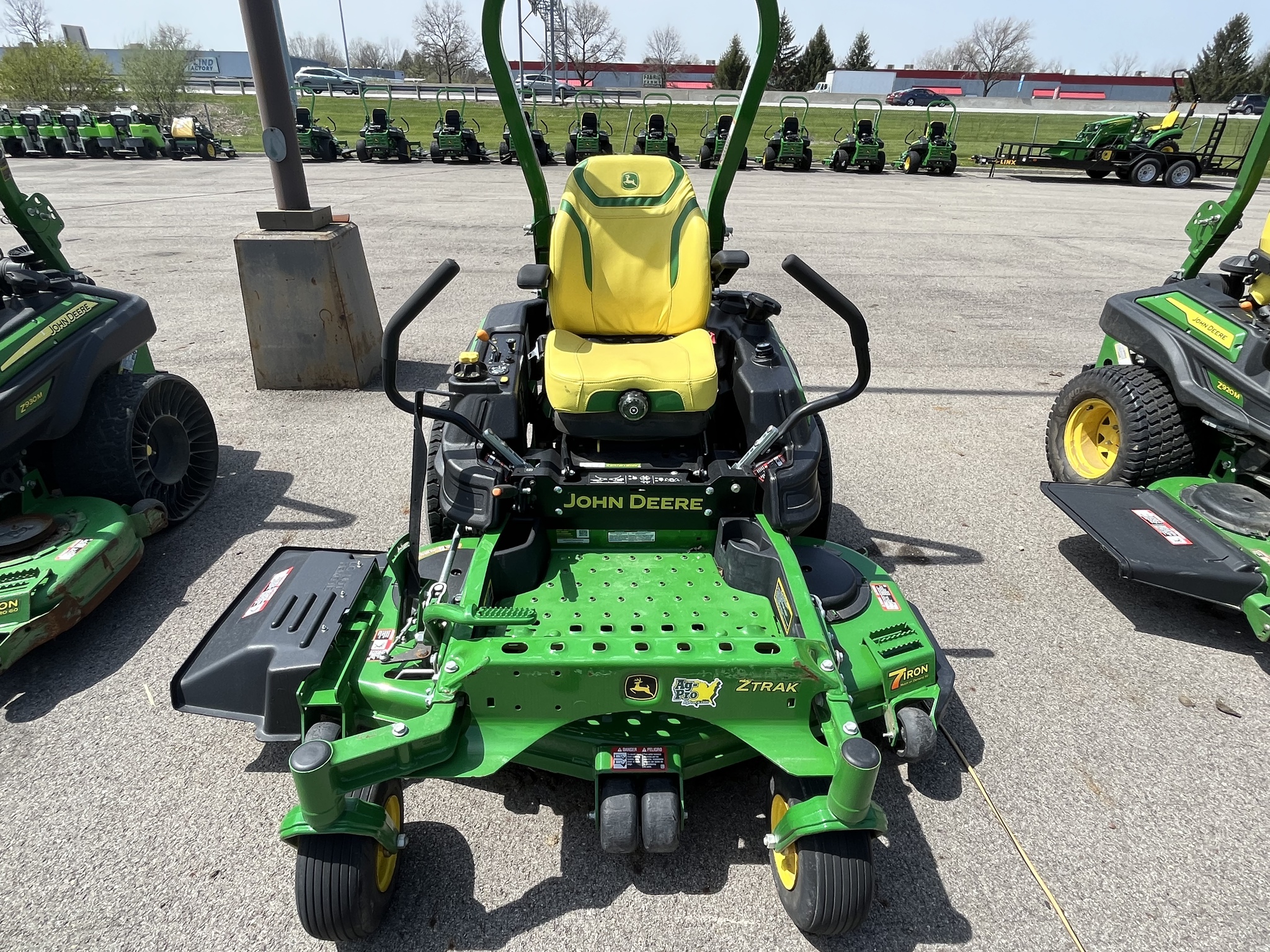 2023 John Deere Z930M - Zero-Turn Mowers - Hilliard, OH